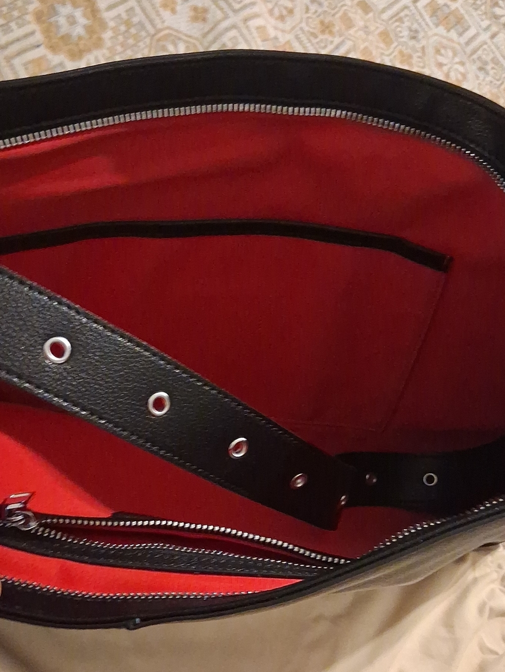 NIB Late To Work Luxe Kite Bag Black Leather Unisex Crissbody Purse - Picture 11 of 13